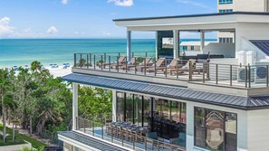 Terrace/patio - Over The Top - Gulf Views, Waterslide, Movie Room/Sports Ct (Siesta Key)
