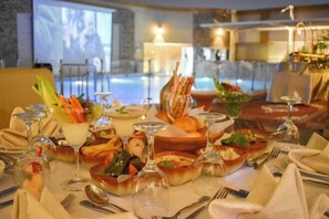 تناول الطعام