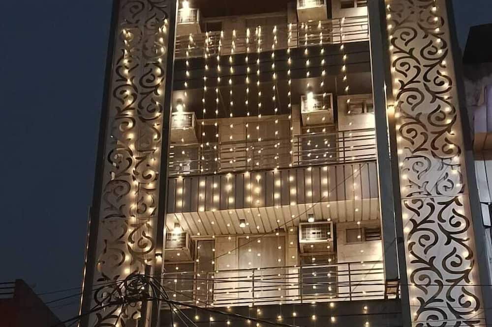Hotel Red Chilly Adarsh Nagar