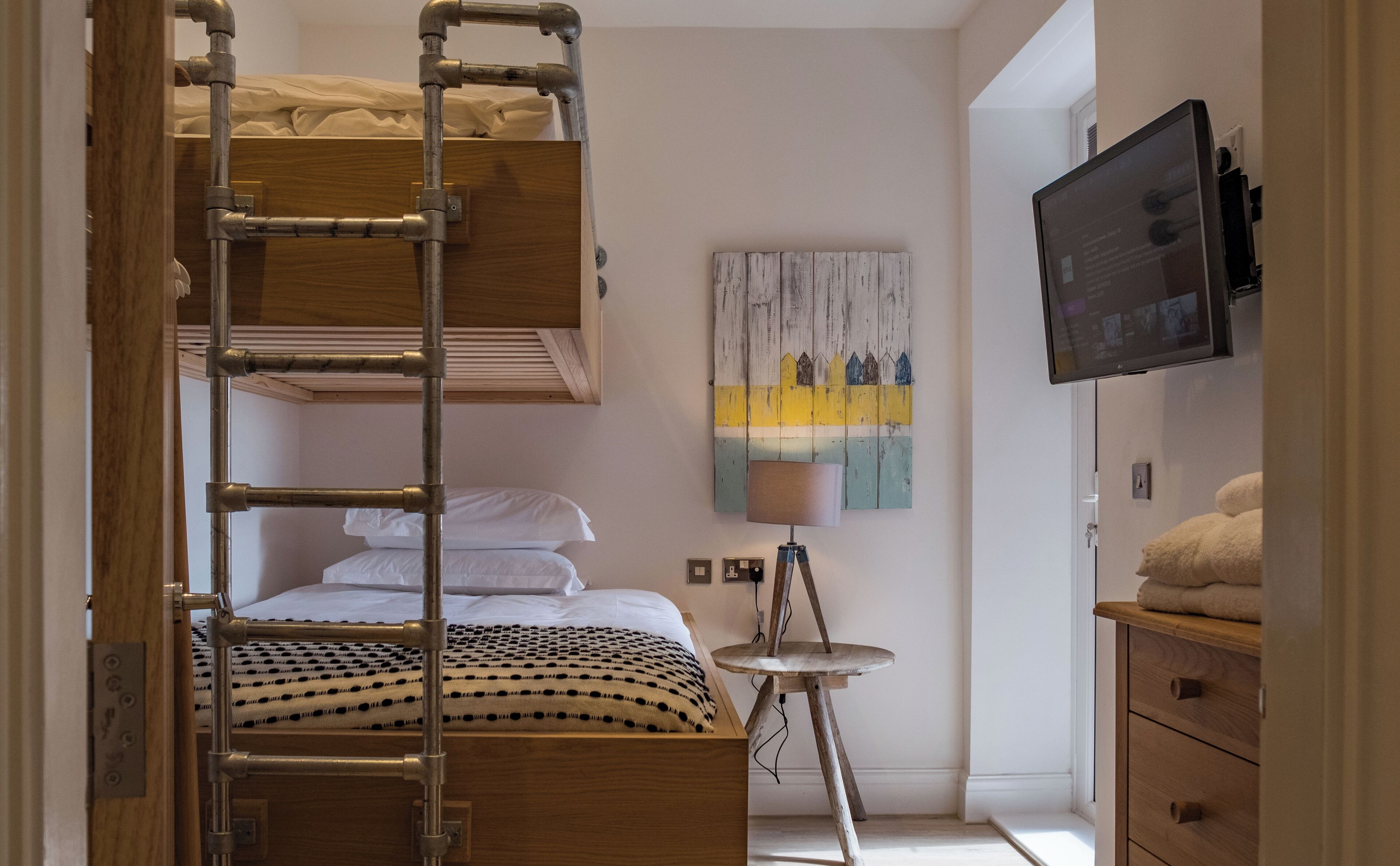 Family Apartment, Balcony, Sea View | Egyptian cotton sheets, premium bedding, pillow-top beds