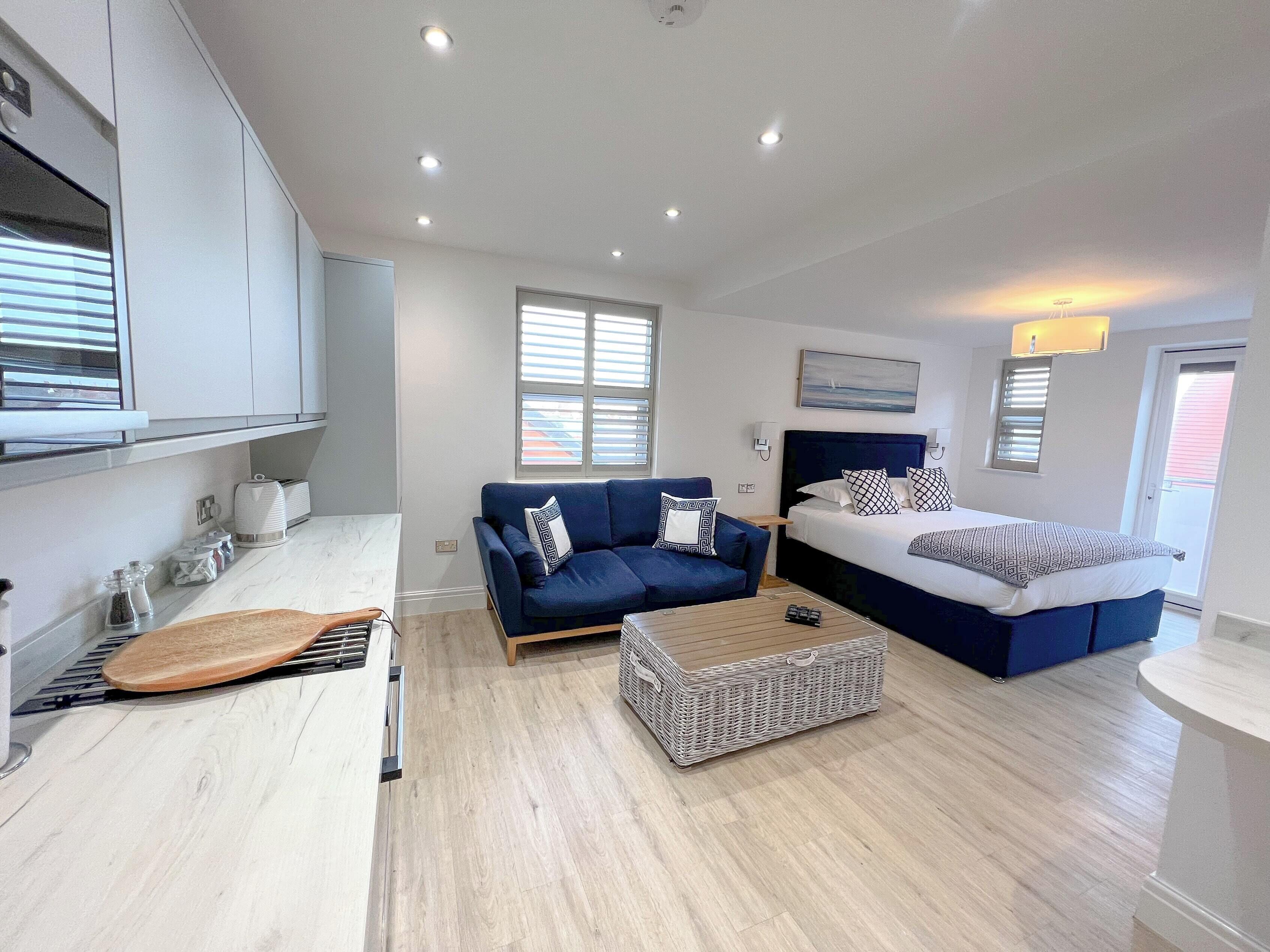 Executive Studio Suite, Garden View | Egyptian cotton sheets, premium bedding, pillow-top beds