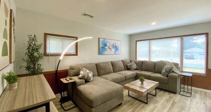 Amazing 2-bedroom house with AC in Eastlake