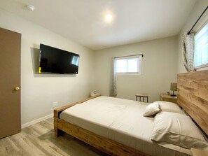 2 bedrooms, free WiFi, bed sheets