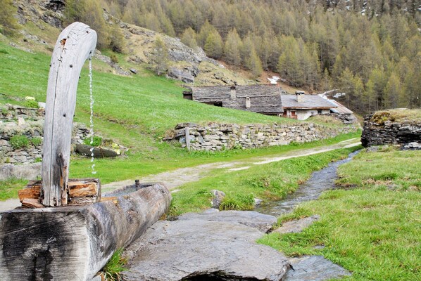 Enceinte de lâhĂ©bergement