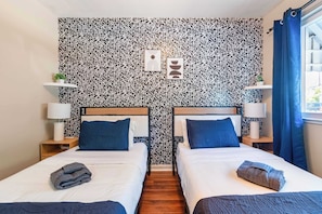2 chambres, bureau, Wi-Fi, draps fournis