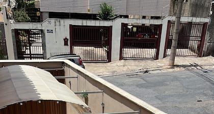 Furnished studio apartment with kitchen