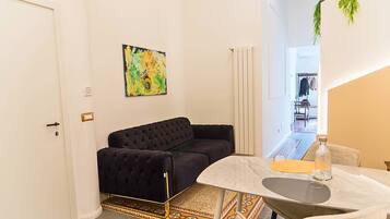 Luxury Apartment, Balcony, City View | Living area