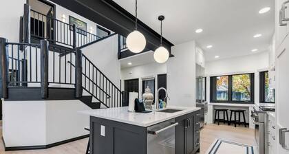 Summit on Dakota | Luxe Arrowhead Retreat