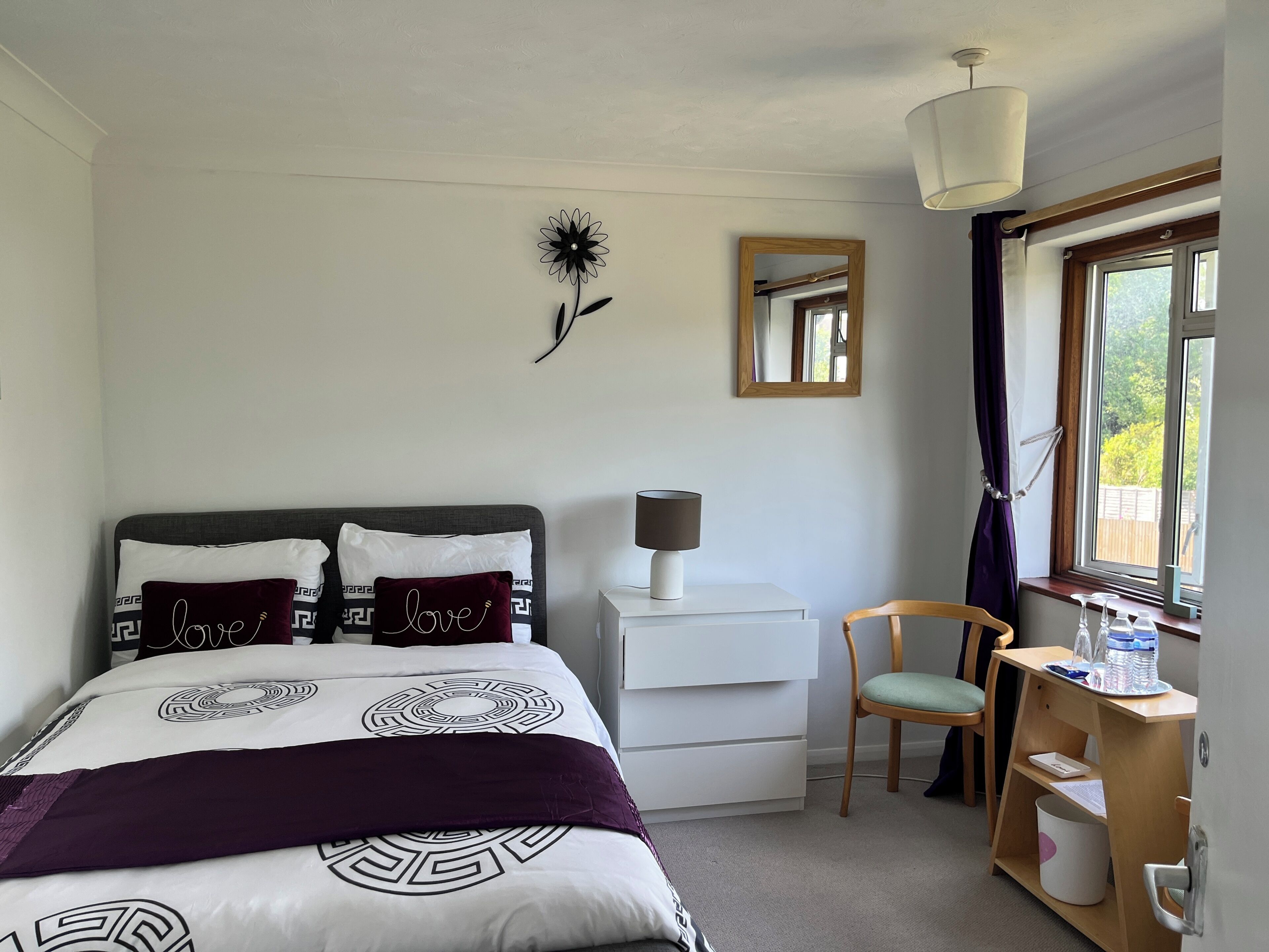 Chambre Double Standard, vue jardin | Literie de qualité supérieure, matelas Tempur-Pedic, Wi-Fi gratuit