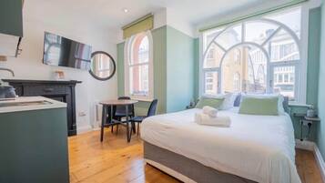 1 bedroom, iron/ironing board, WiFi