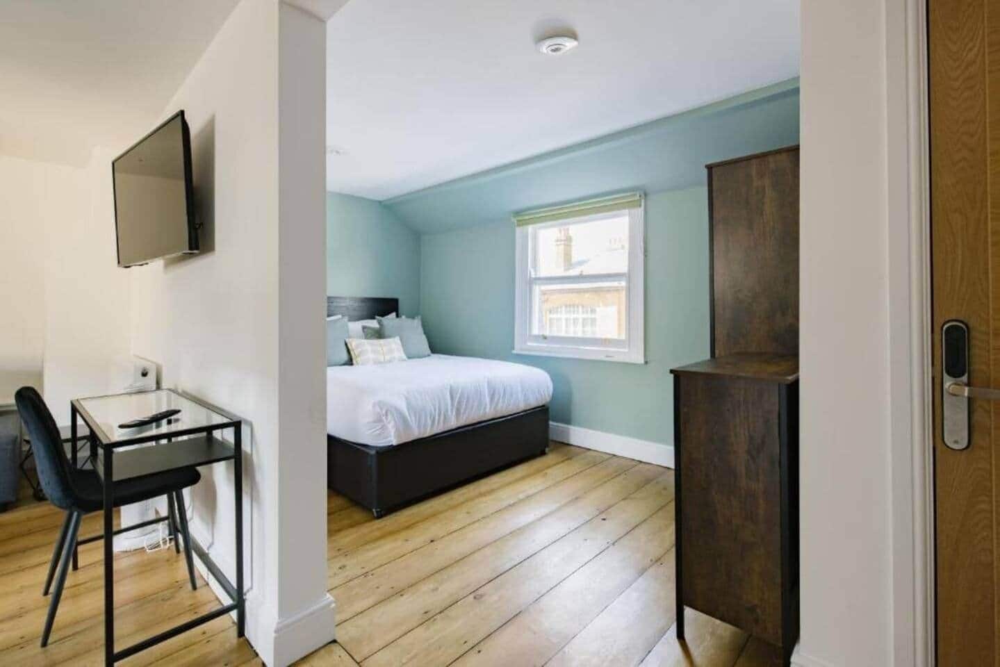 1 sovrum, strykjärn/strykbräda, wi-fi och sängkläder