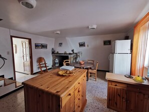 Dining - Domaine Honoré Audran- 34G3605 (BOSC(LE))