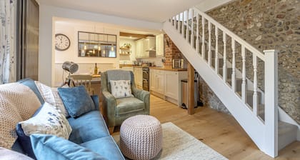 Bailey Wick Cottage - sleeps 4 guests in 2 bedrooms