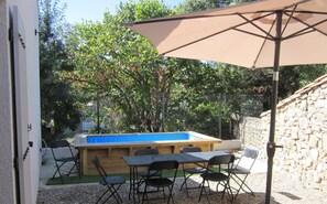 Outdoor dining - L'Oustal - ASSIGNAN - Gîte (ASSIGNAN)