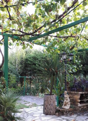 Property grounds - LES CIGALES - BOISSERON (BOISSERON)