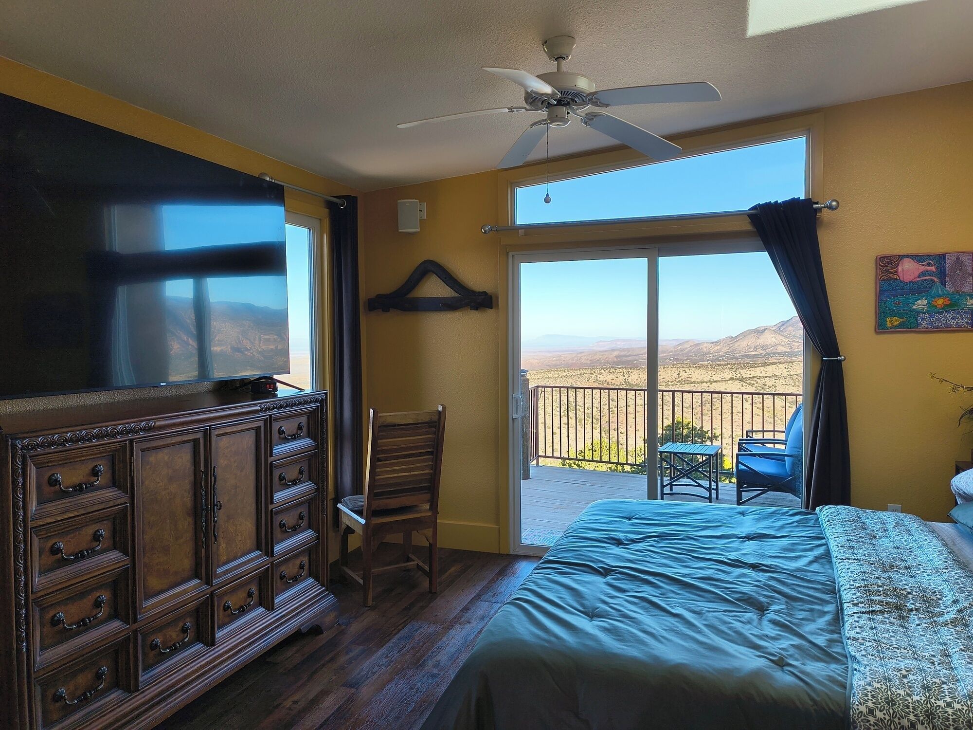 2 bedrooms, desk, iron/ironing board, free WiFi