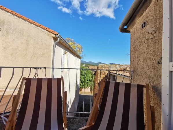 Terrace/patio - Domaine Honoré Audran- 34G3604 (BOSC(LE))