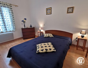 Room - La Gloriette - SAINT-JEAN-DE-BUEGES (SAINT-JEAN-DE-BUEGES)