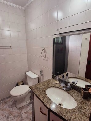 Haartrockner, Toilettenpapier