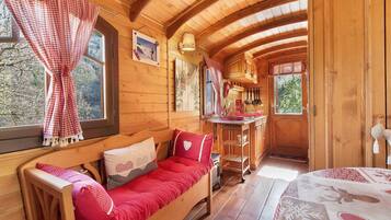 1 Schlafzimmer, WLAN, Bettwäsche