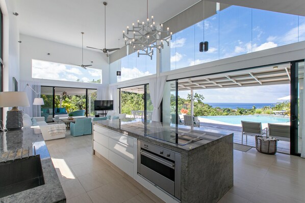 Deluxe Villa, Partial Ocean View | Private kitchen - Atelier House  (Weston)