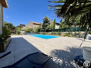 Pool - UNDER THE STARS sauna and balneotherapy (CANET D AUDE)