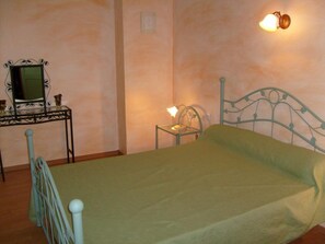 2 bedrooms, free WiFi