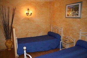 2 bedrooms, free WiFi