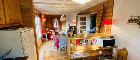 Mikrowelle, Geschirrspüler