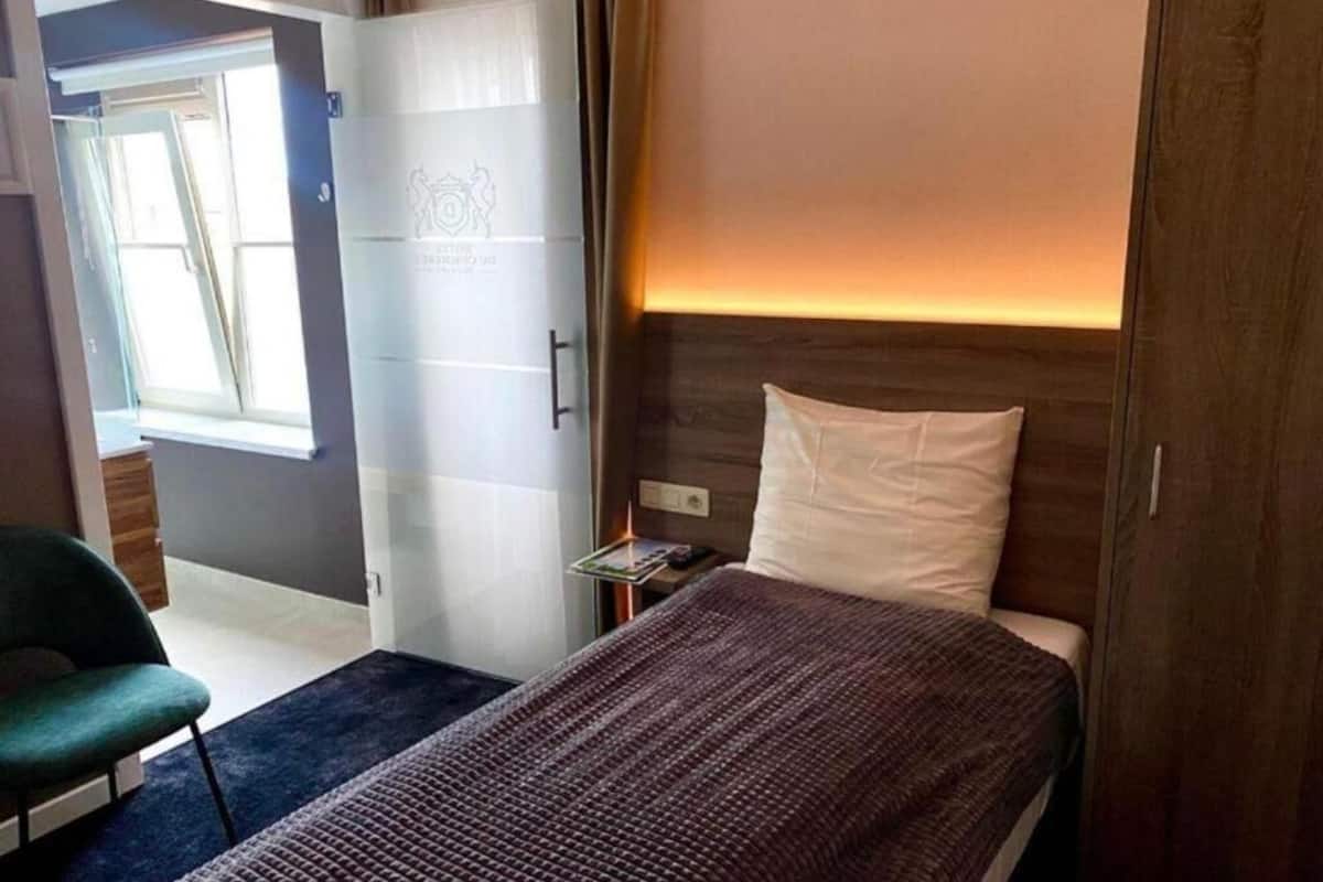 Deluxe Single Room | Free WiFi, wheelchair access