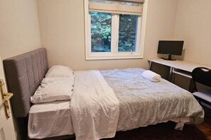 Room - Short term rent at Yonge and Sheppard and North York Centre (Toronto)