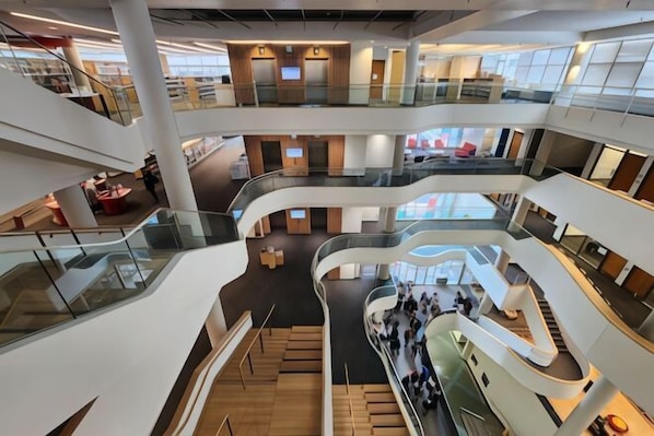 Interior - Short term rent at Yonge and Sheppard and North York Centre (Toronto)