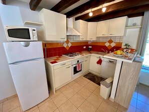 Micro-ondes, lave-vaisselle