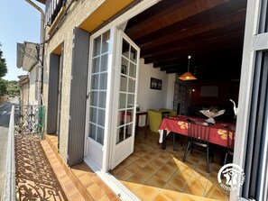 Outdoor dining - Le Grillon - SALLES D'AUDE (SALLES D AUDE)