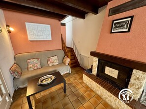 TV - Le Grillon - SALLES D'AUDE (SALLES D AUDE)