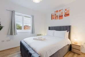 2 Schlafzimmer, Bügeleisen/Bügelbrett, Internetzugang, Bettwäsche