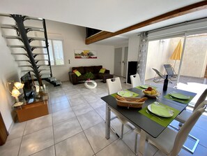 Dining - Le Patio - ROQUEFORT DES CORBIERES (ROQUEFORT DES CORBIERES)