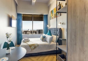 1 habitación, tabla de planchar con plancha, wifi y ropa de cama