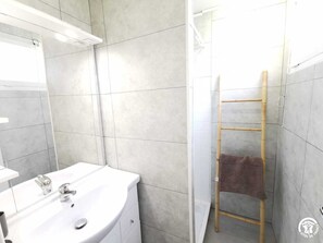 Shower - Canigou - TROUILLAS - Gîte (TROUILLAS)