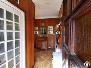 Interior - On the path of the painters (CERET)