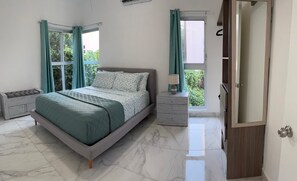 3 chambres, fer et planche à repasser, Wi-Fi, literie fournie