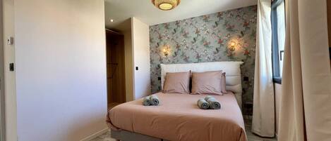 2 bedrooms, free WiFi