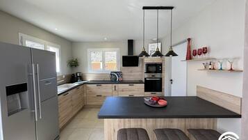 Microwave, oven, dishwasher