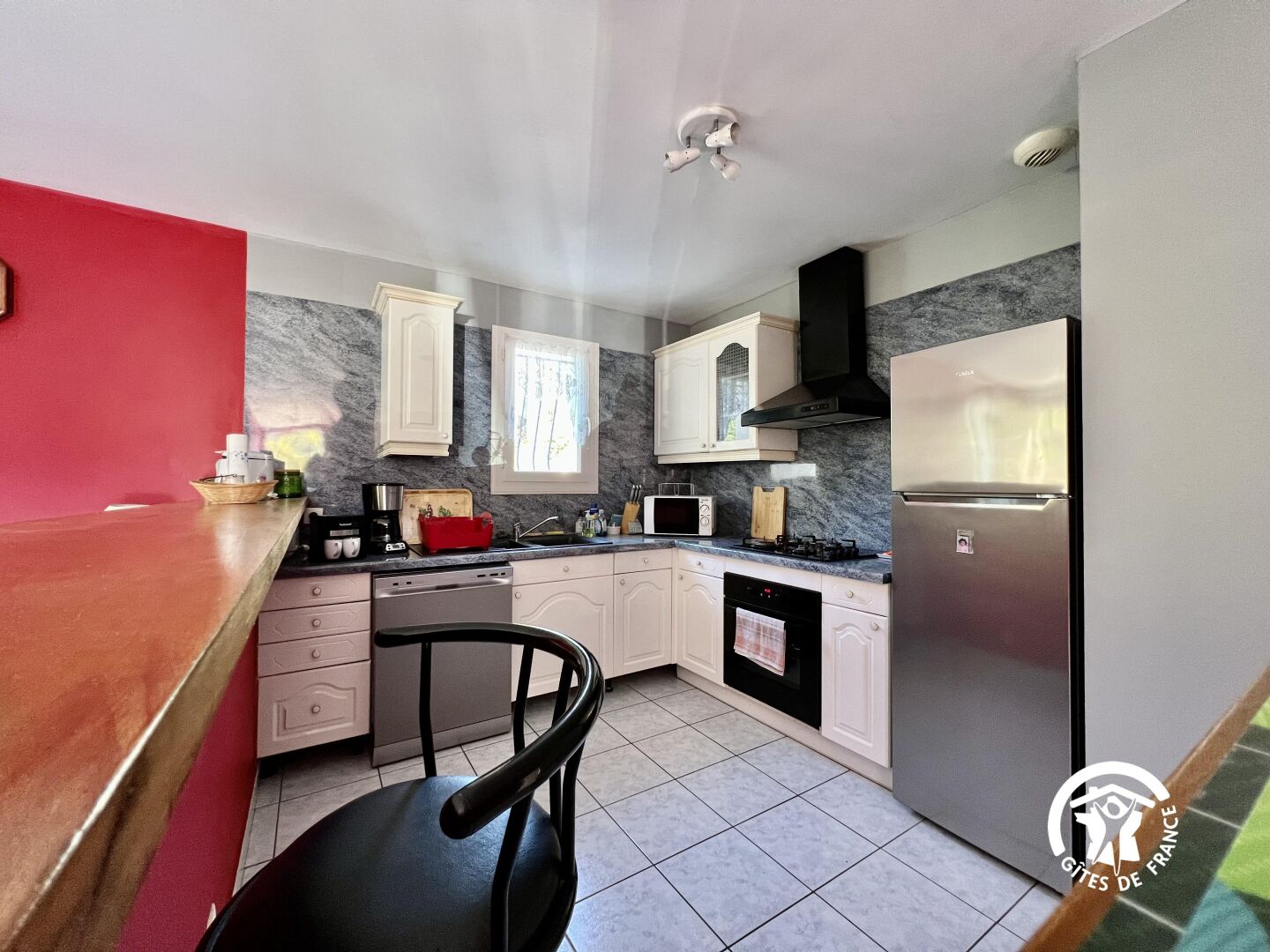 Microwave, oven, dishwasher