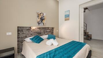 2 habitaciones, tabla de planchar con plancha, wifi y ropa de cama