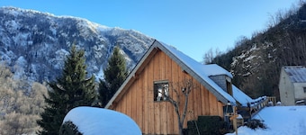 Cozy Chalet with Magical Mountain Views â Perfect for Families or Friends