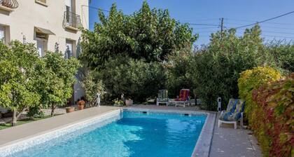 AlbĂšres - TROUILLAS - GĂźte