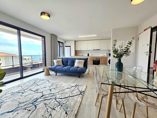 Sea View Garajau I by Rentallido