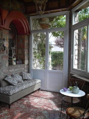 TV - La Villa Catalane - PRADES (PRADES)