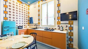 Basic Apartment, 1 Queen Bed with Sofa bed | Private kitchen